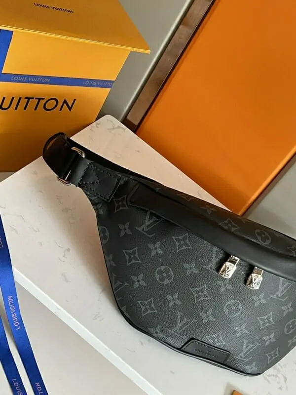 louis vuitton lv aaa qualite sacs ceinture pour unisexe s_10643451